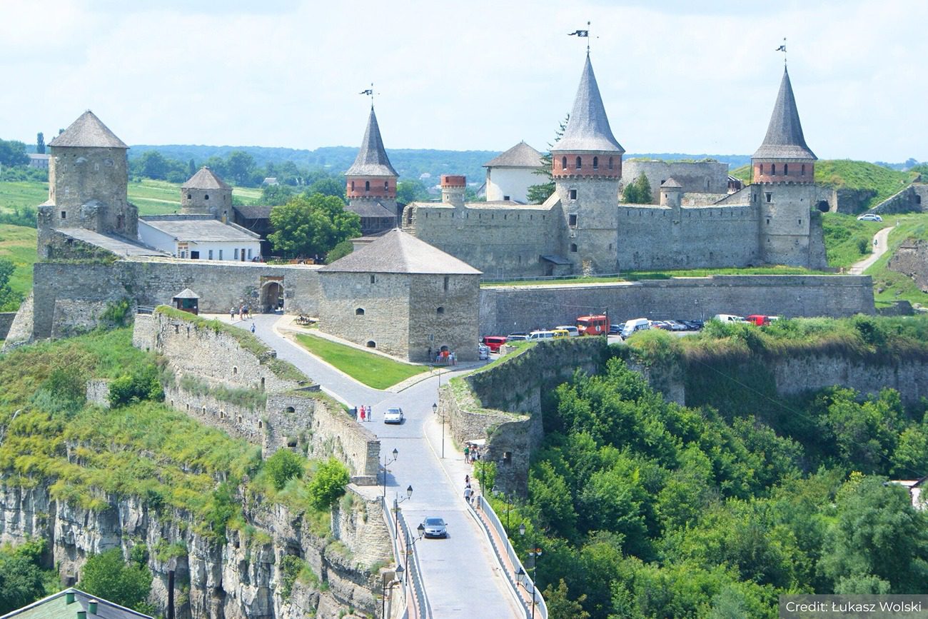 Georgia & Azerbaijan 9-Day Tour Package with Luxury Hotels: See & Experience it ALL - tour image