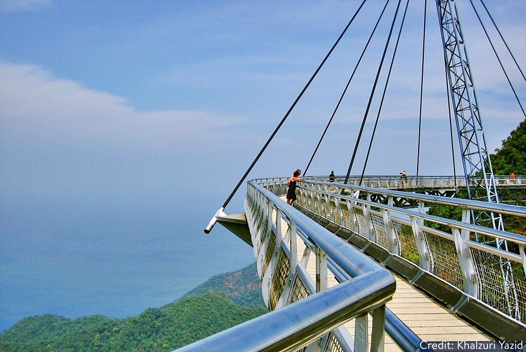 Malaysia 9-Day Tour Package with Luxury Hotels: See & Experience it ALL - tour image