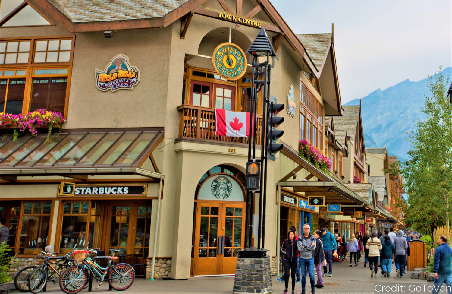 Canada (Western): See & Experience it ALL in 10 Days, 1st Class Custom Tours